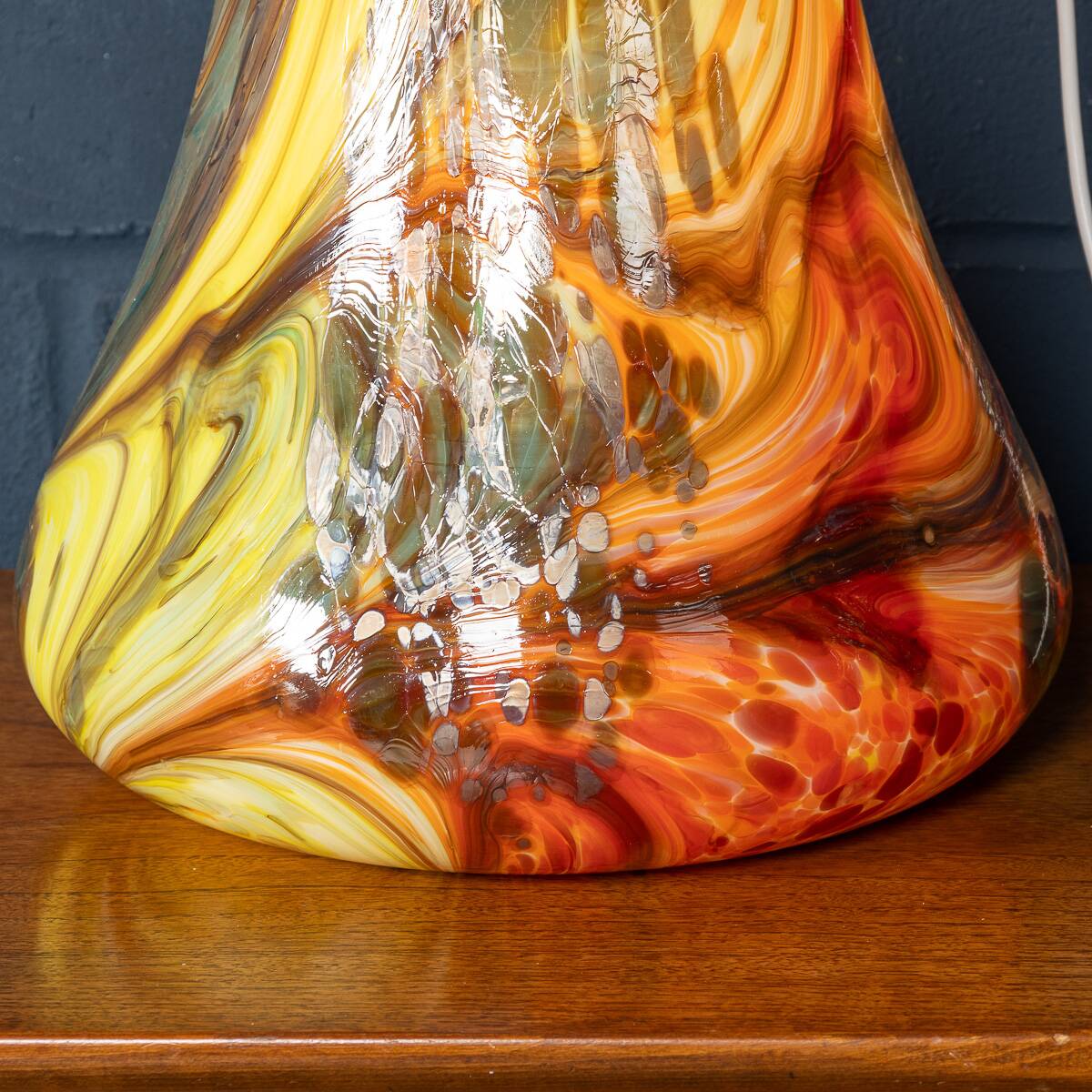 CONTEMPORARY 21stC ITALIAN BIRILLO TABLE / FLOOR LAMP OF RECENT PRODUCTION
