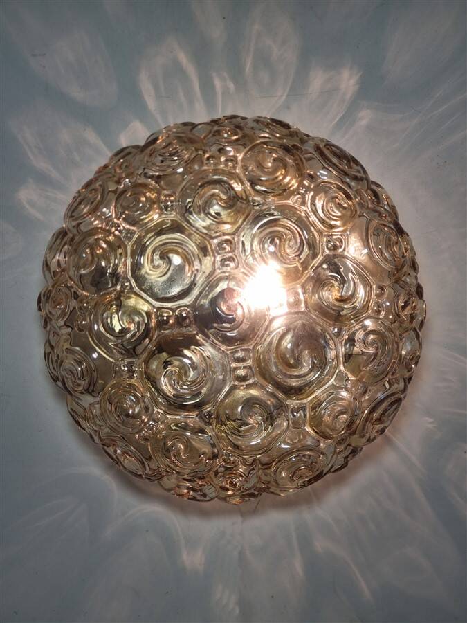 Helena Tynell snail ceiling light