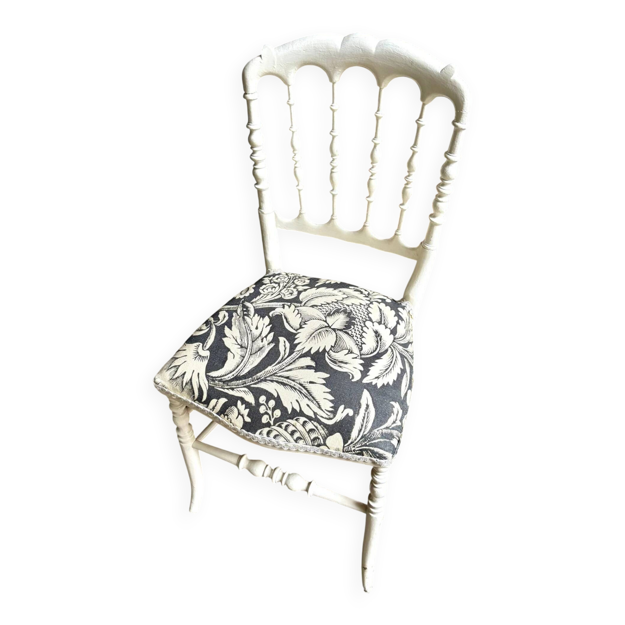 Chaise Napoléon III en bois blanc et coton "Grands Pavots" Antoinette Poisson