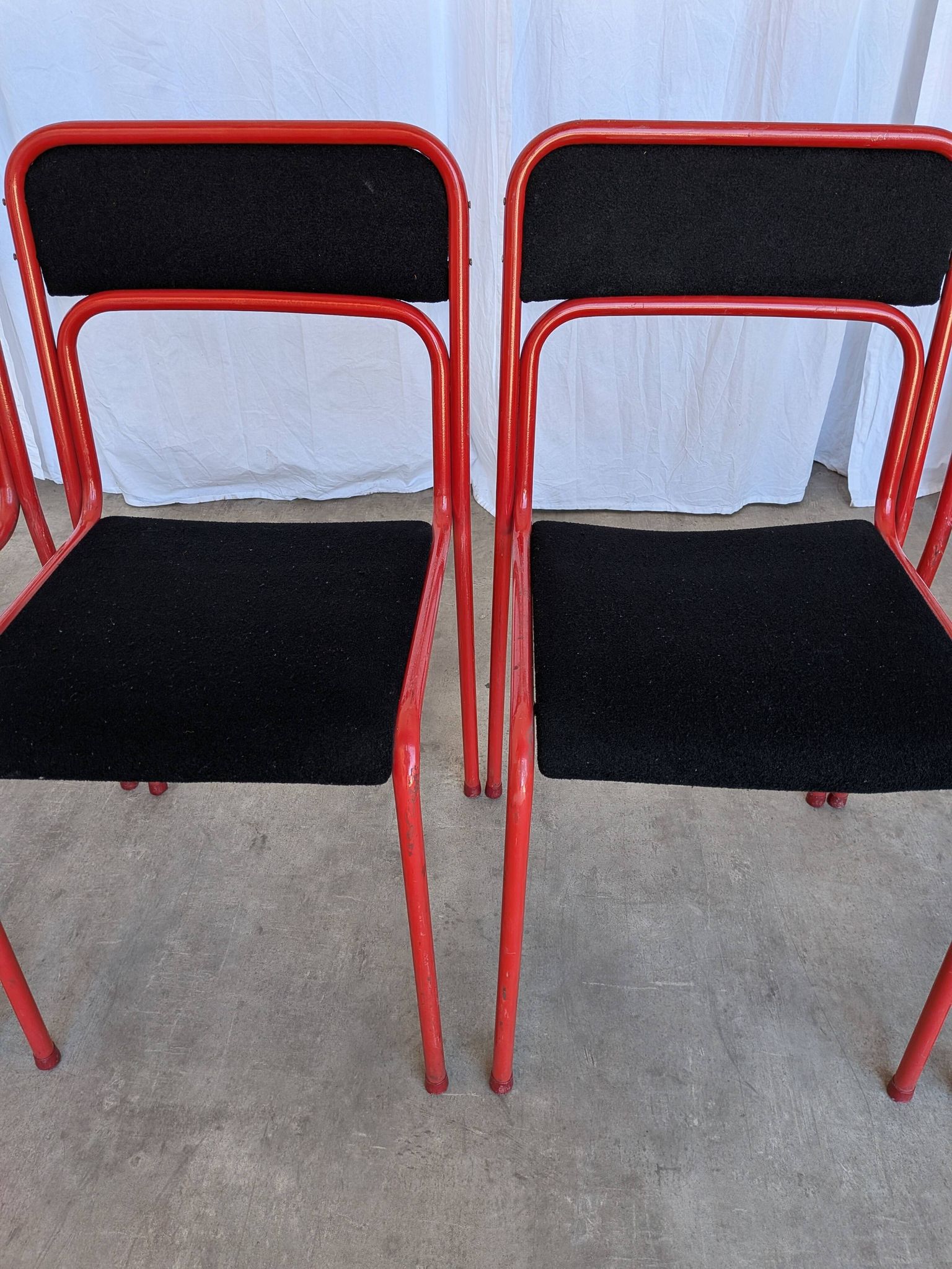 Set of 4 1970s Red & Black Metal Chair: Space Age Stackable Dining Chair