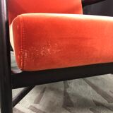 Fox RED EDITION Floating Velvet Chair