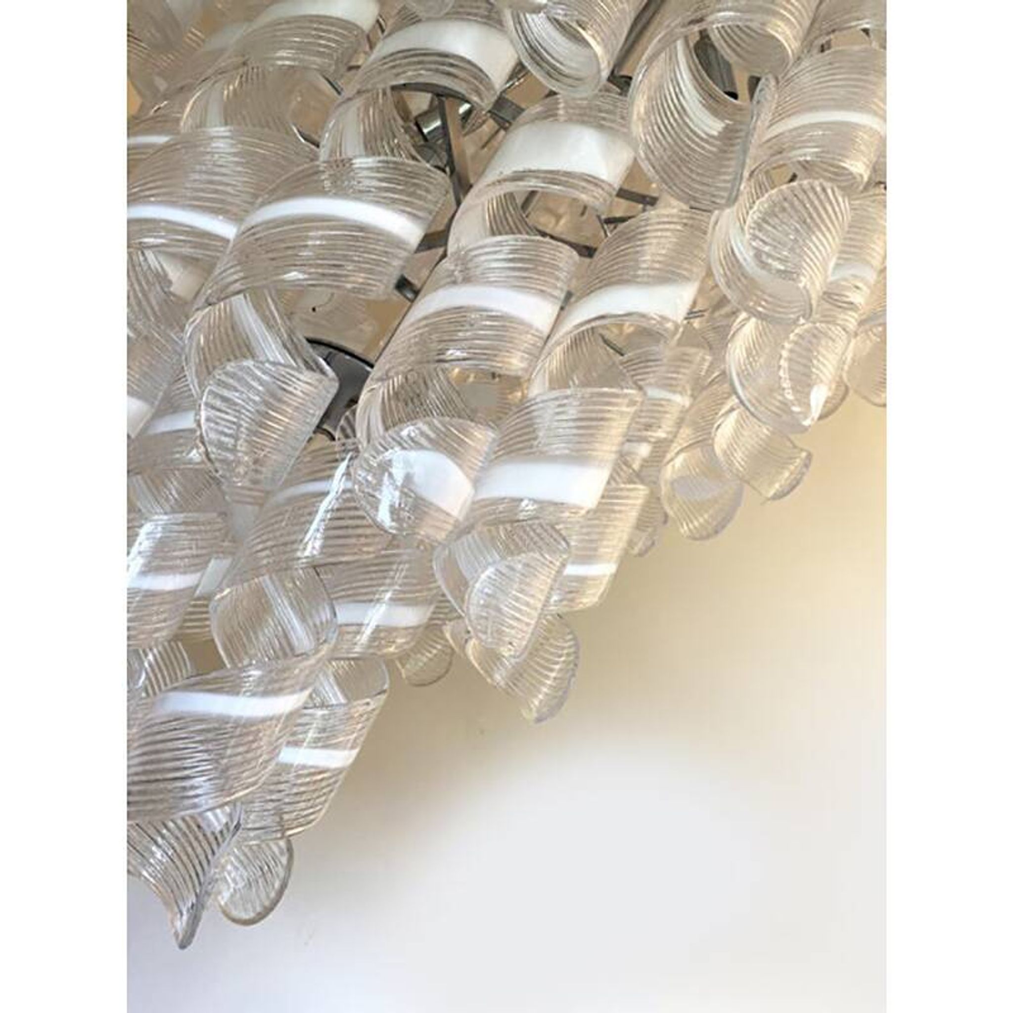 Transparent and White “Ricci” Murano Glass Chandelier