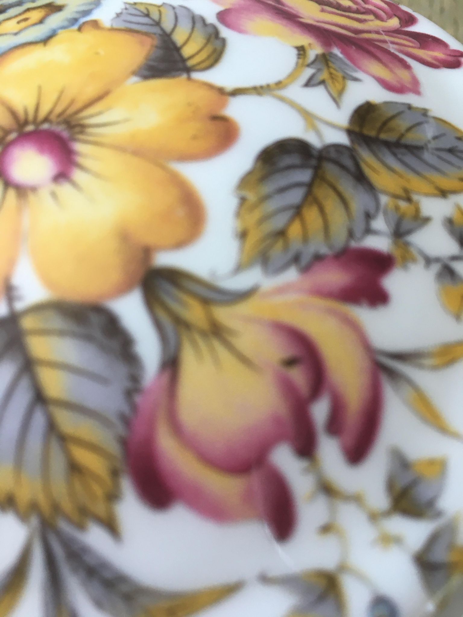Boite à bijoux vintage en porcelaine de Limoges
