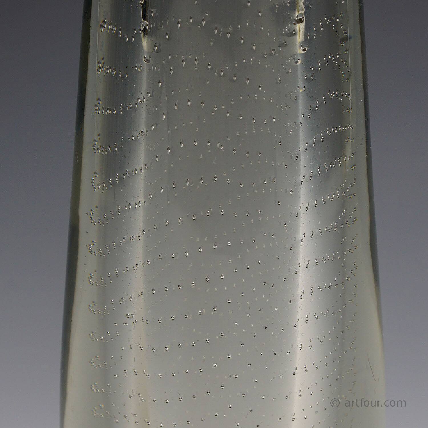 Vintage art glass vase by Gunnel Nyman for Nuutajarvi Notsio, 1940s.