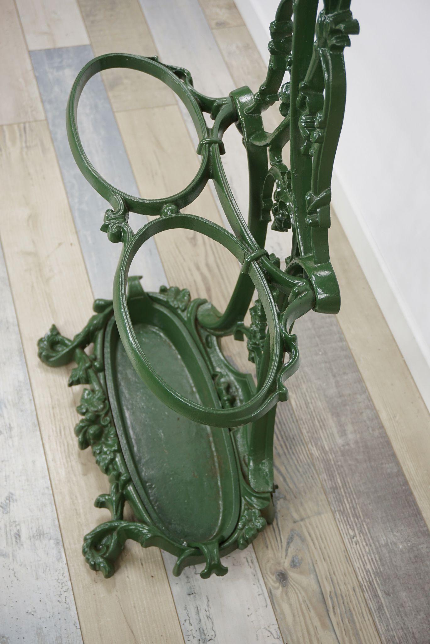 Portemanteau Art Nouveau design by Alfred Corneau