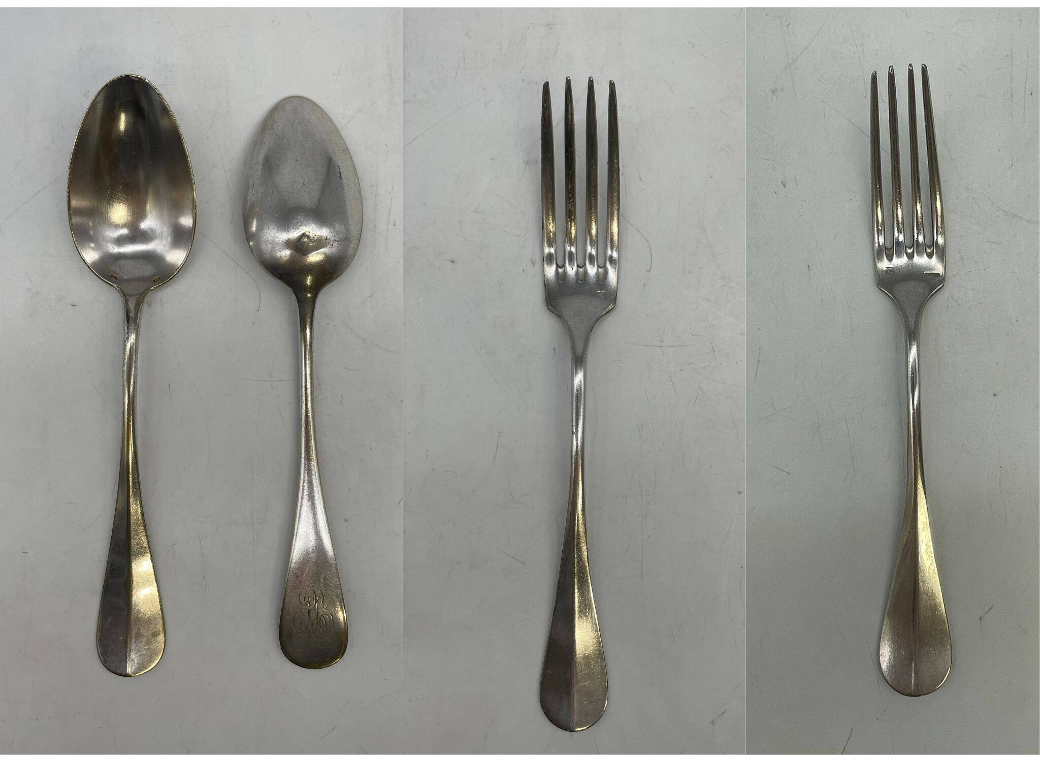 Set of 2 soup spoons and 2 lunch forks.