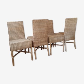 Lot of rattan chairs