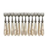 12 dessert forks in steel and mother-of-pearl