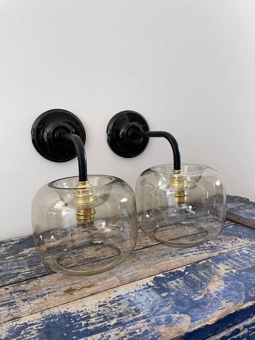 Set of two vintage wall sconces