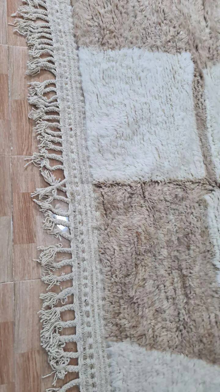 Traditional wool rug Morocco 3 x 2 m