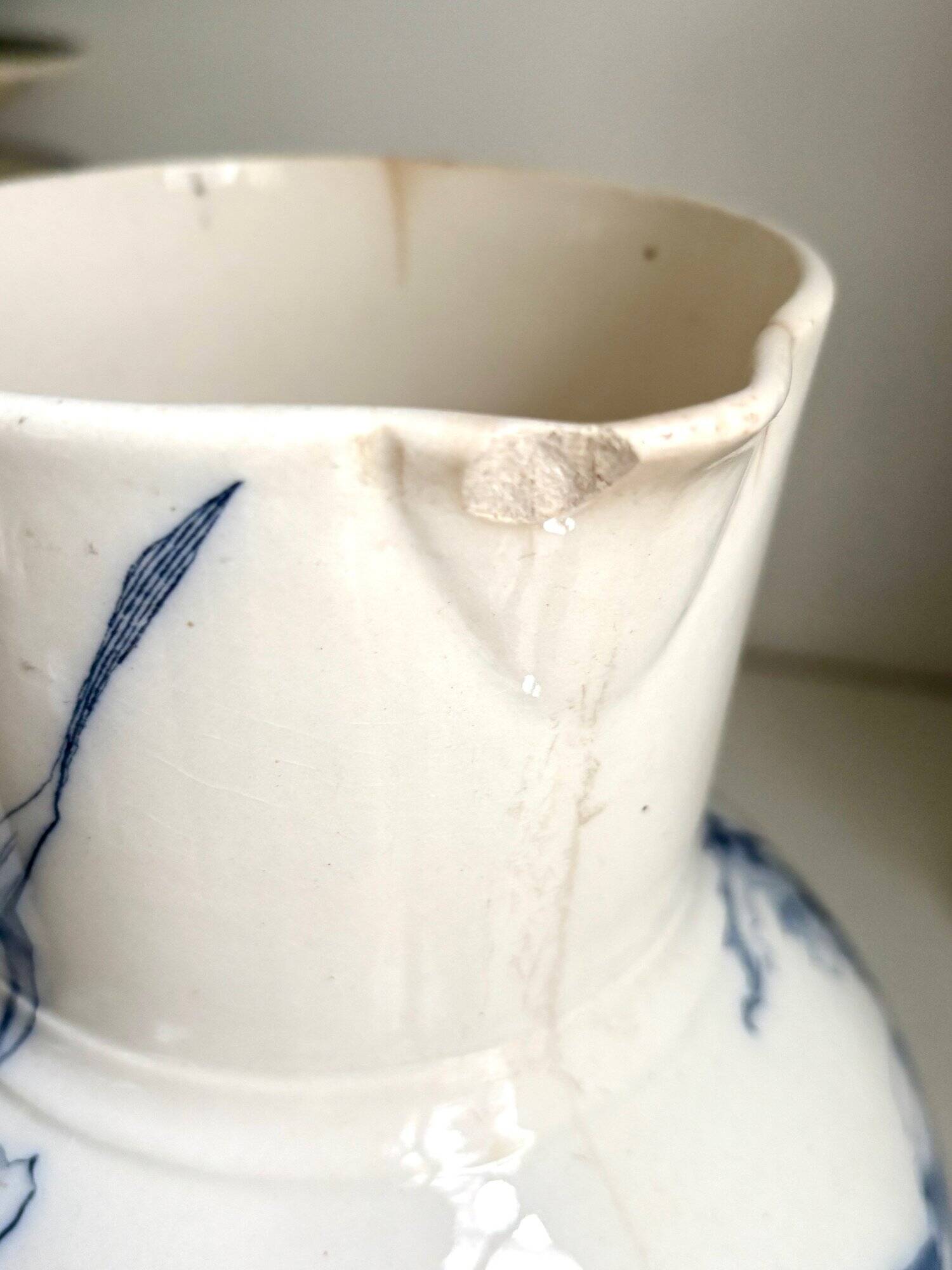 Sarreguemines pitcher, iron earthenware jug, "Narcissus" service