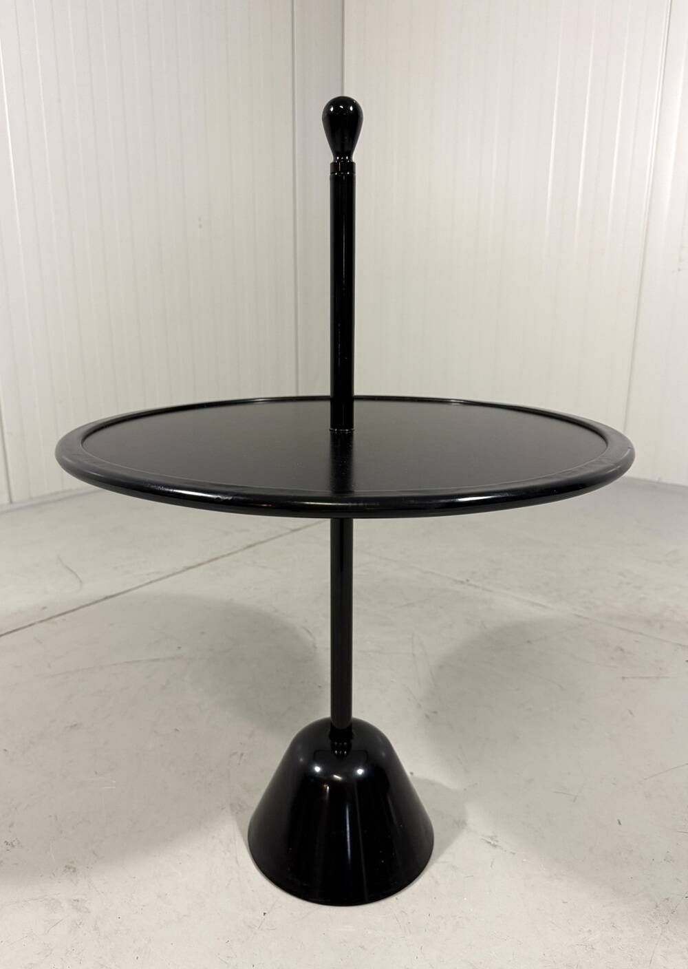 Achille Castiglioni Servomuto side table Zanotta