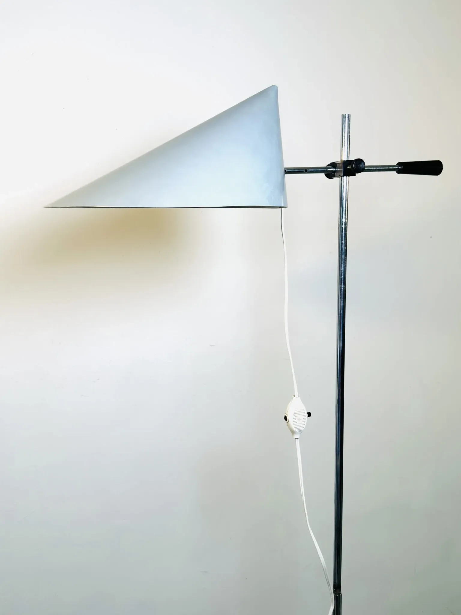 D-2003 Floor Lamp By Jan Jaspers For Raak Amsterdam, The Netherlands, 1950S