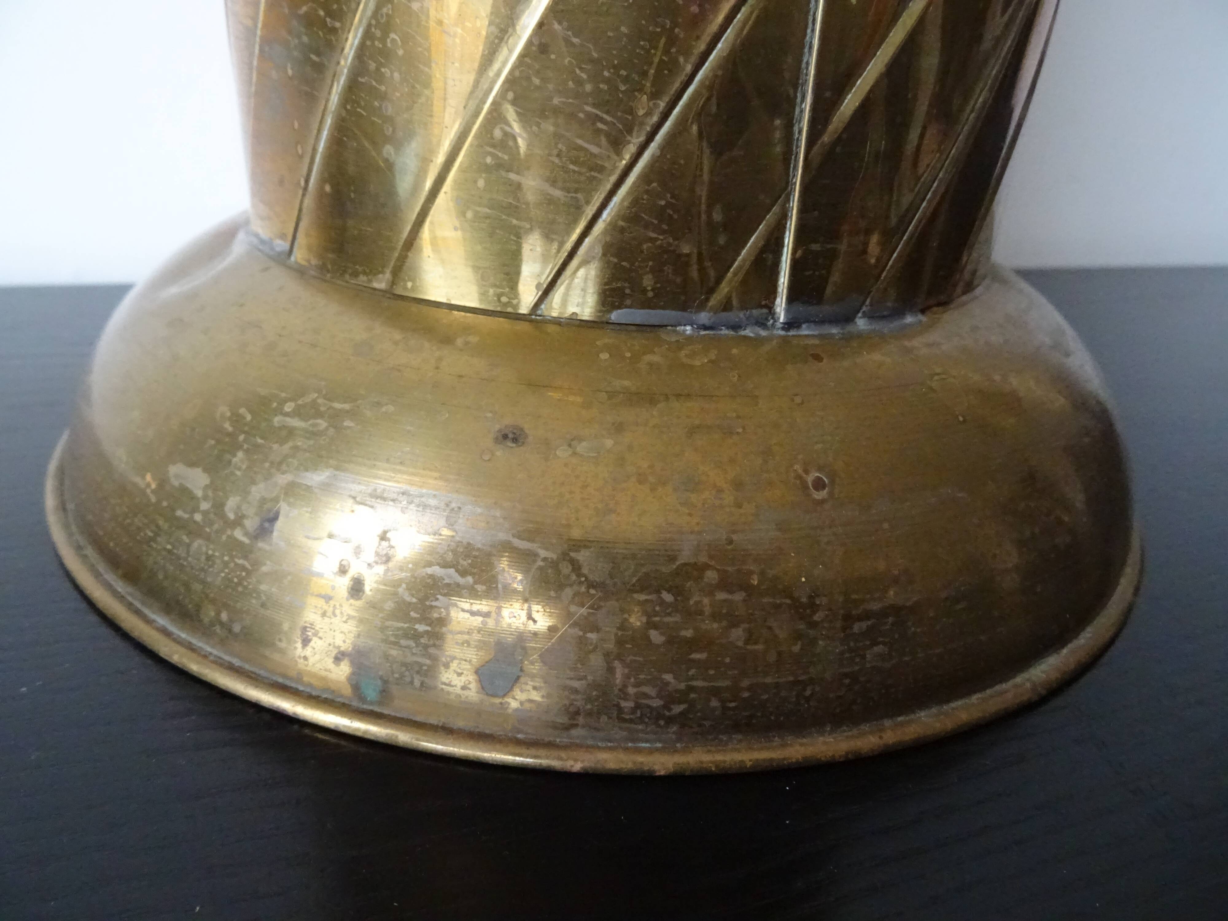 Pedestal column in vintage gilded metal