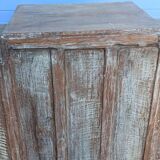 Meuble de rangement en bois ancien