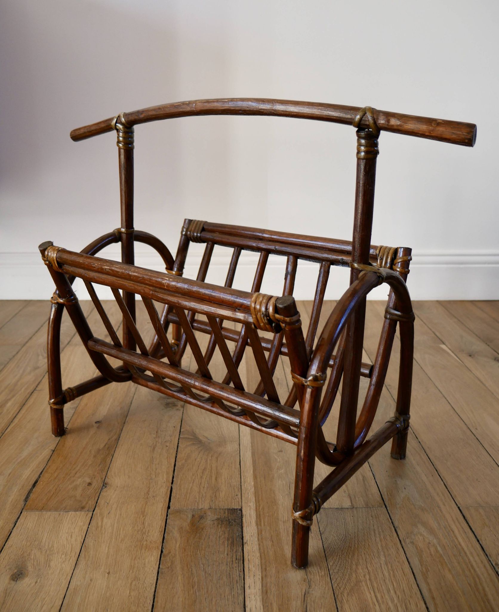 Bamboo and rattan magazine rack from the 70s
