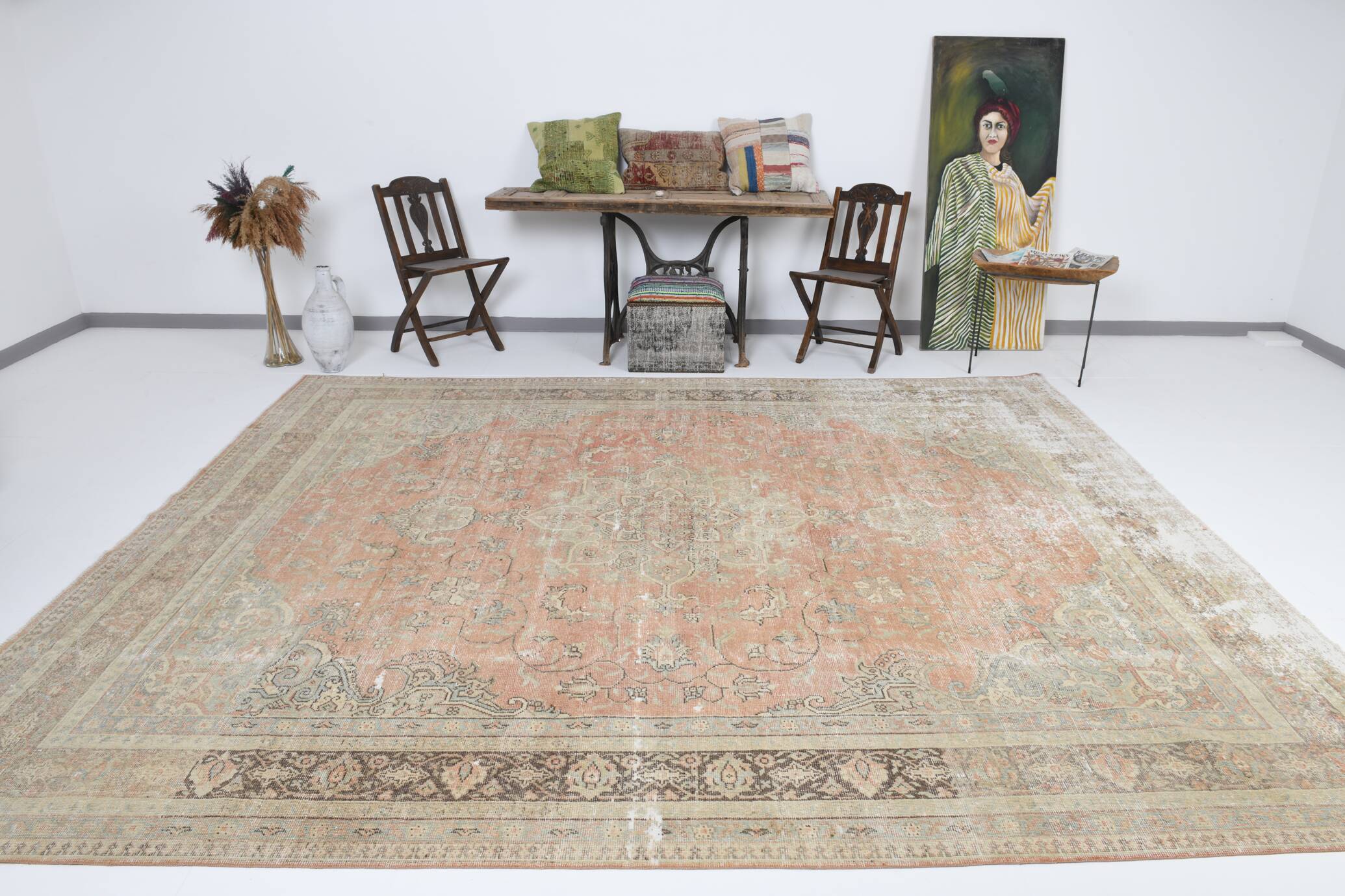 9x12 Oversize Persian Rug, 284x357Cm