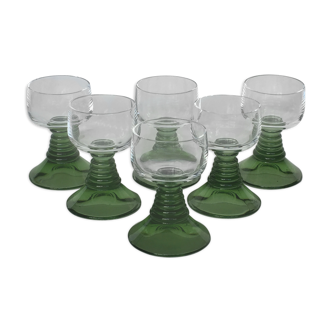 6 glasses of Rhine alcohol
