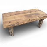 Vintage coffee table in sturdy wood / coffee table