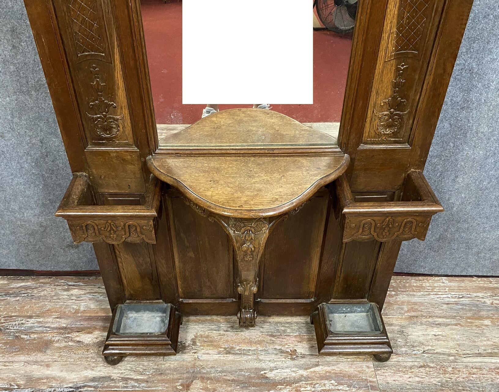 Coat rack Louis XV has oak console around 1850