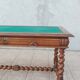 Bureau Louis XIII en noyer