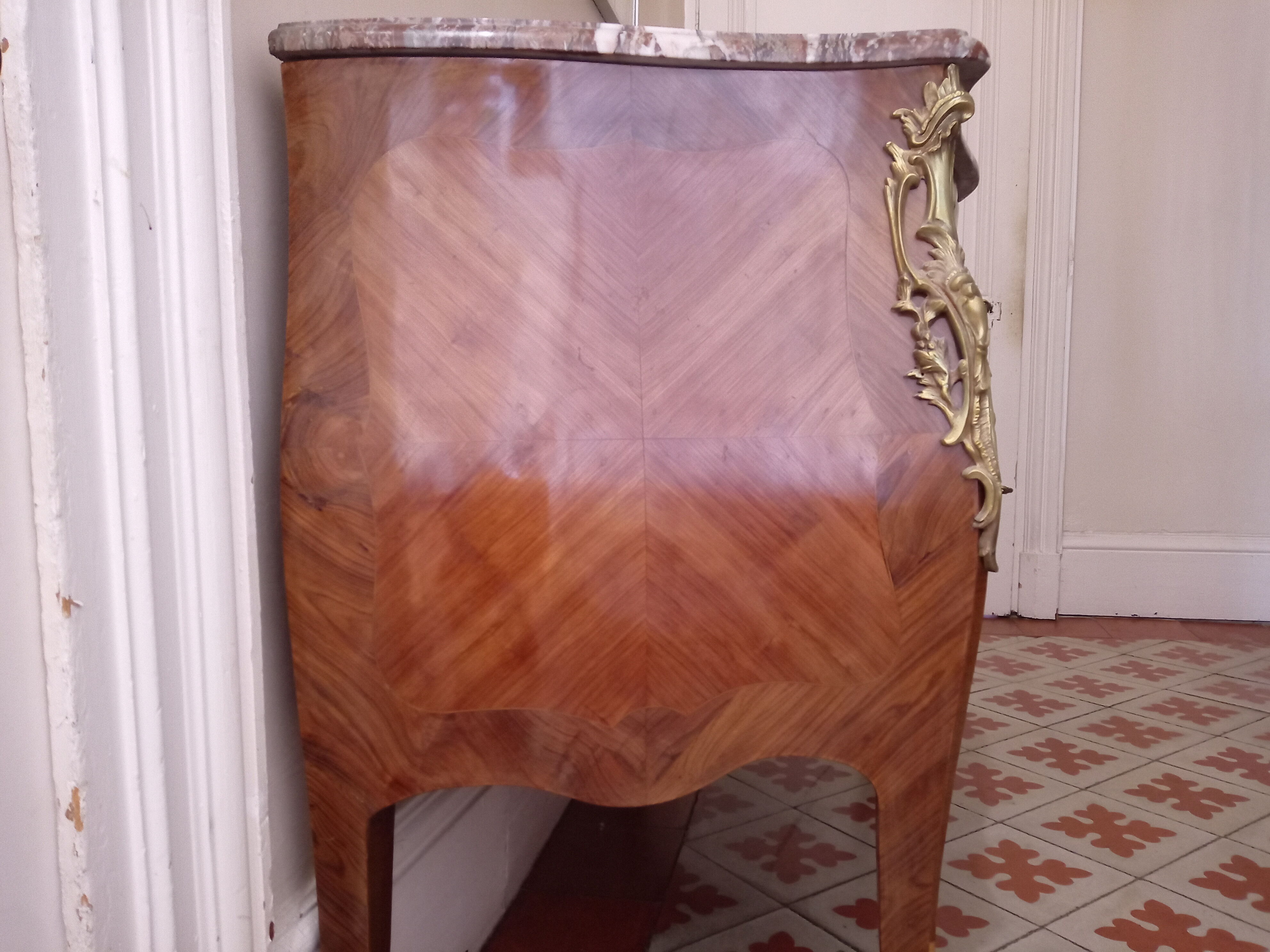 Chest of drawers 2 drawers Louis XV curved rosewood