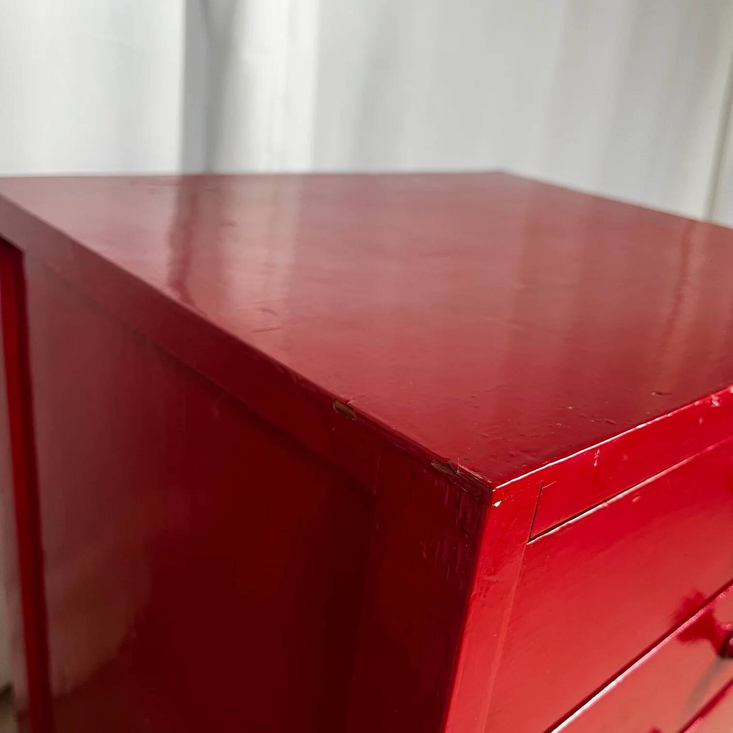 Small workshop furniture in red lacquered pine, 1980.