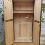 Armoire