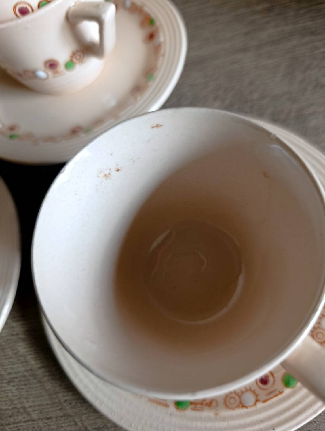 6 tasses et sous-tasses rose modèle Betty faïenc. de Longwy 1930