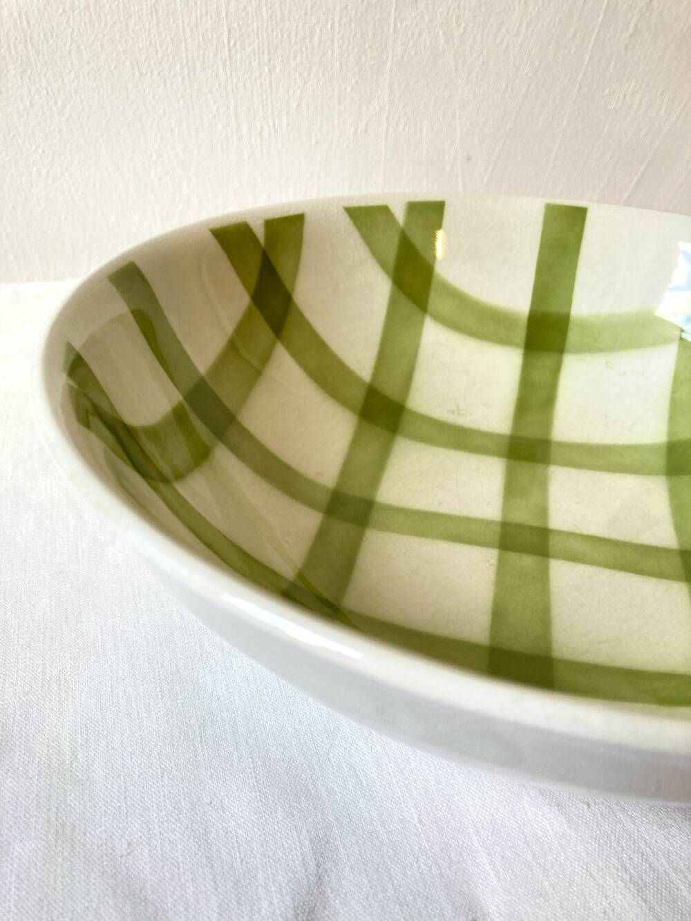 Set of three serving dishes, Moulins des Loups, model "Tablecloth"