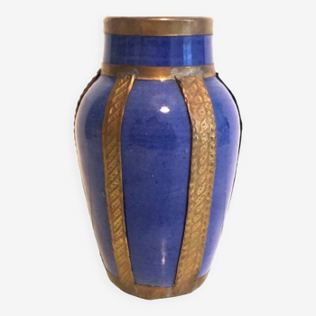 Oriental blue vase