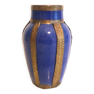 Oriental blue vase