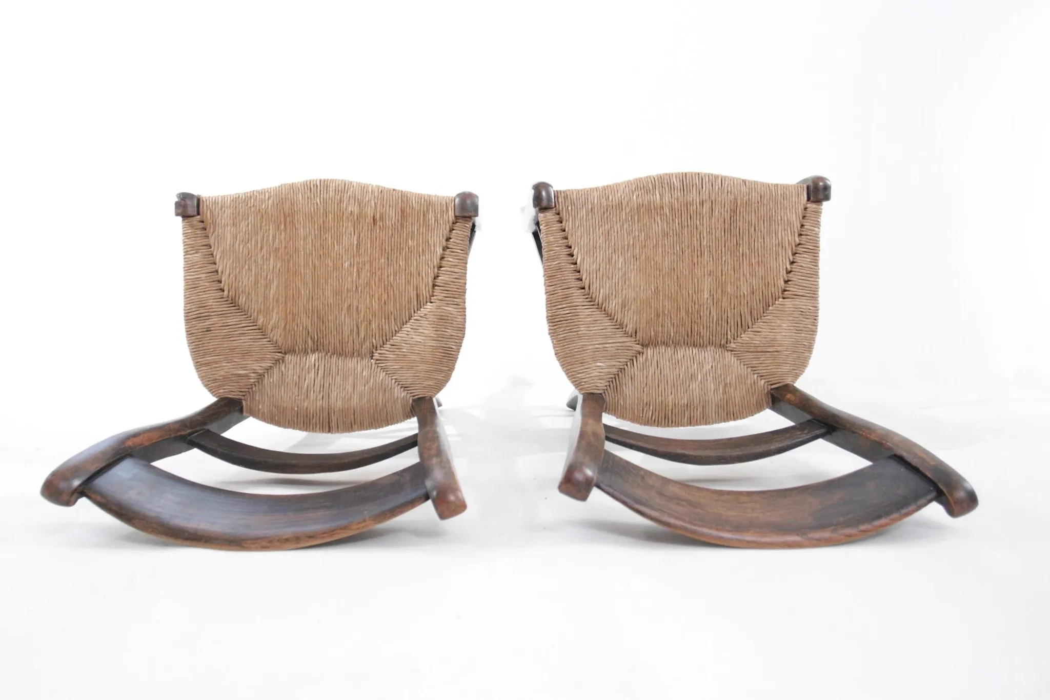 Set of 2 rustic French chairs with rush seats