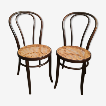 Curved wood bistro chairs