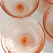 Champagne coupe, pink, rosaline.