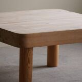 Square coffee table in solid pine with solid legs by Rainer Daumiller, mid-20th century brutalist style.