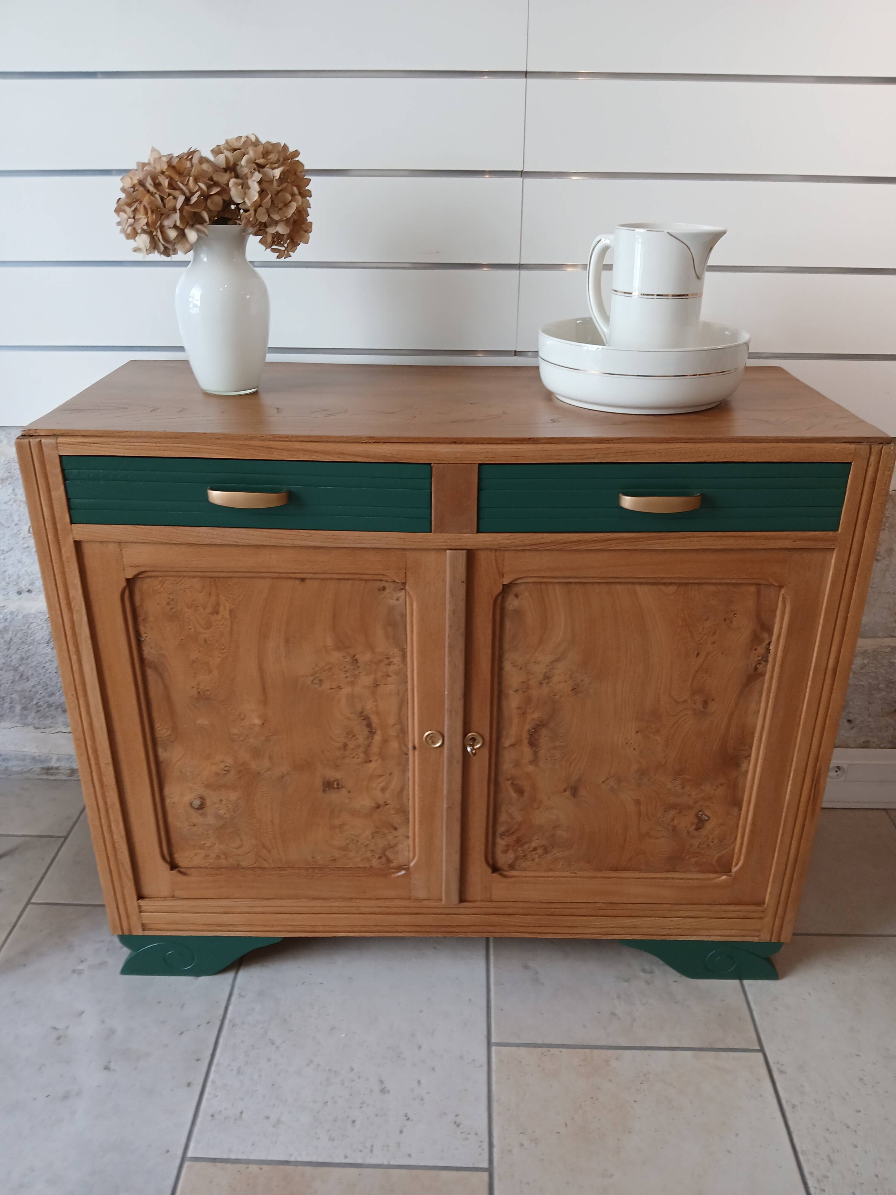 Buffet in elm burl, restyled in green and wood
