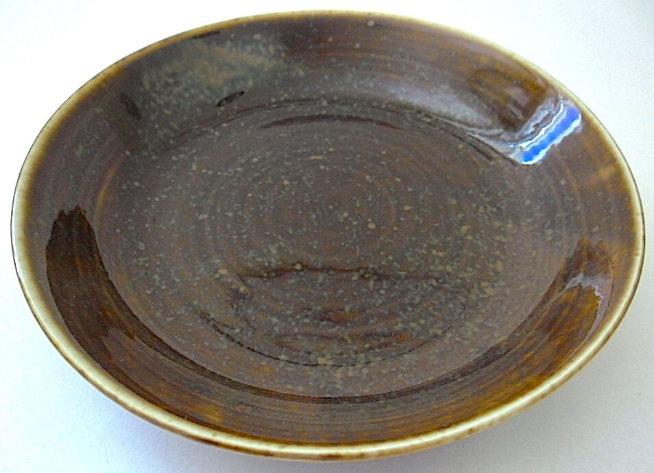 Suite of 48 plates in Berry sandstone