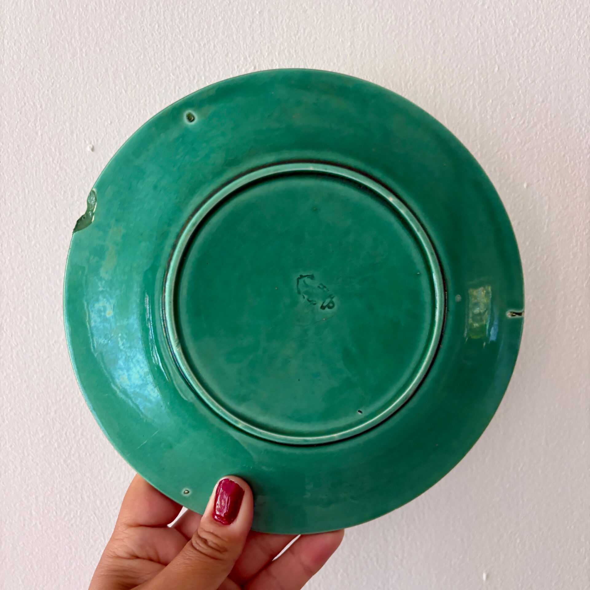 Set of 8 mismatched antique majolica plates