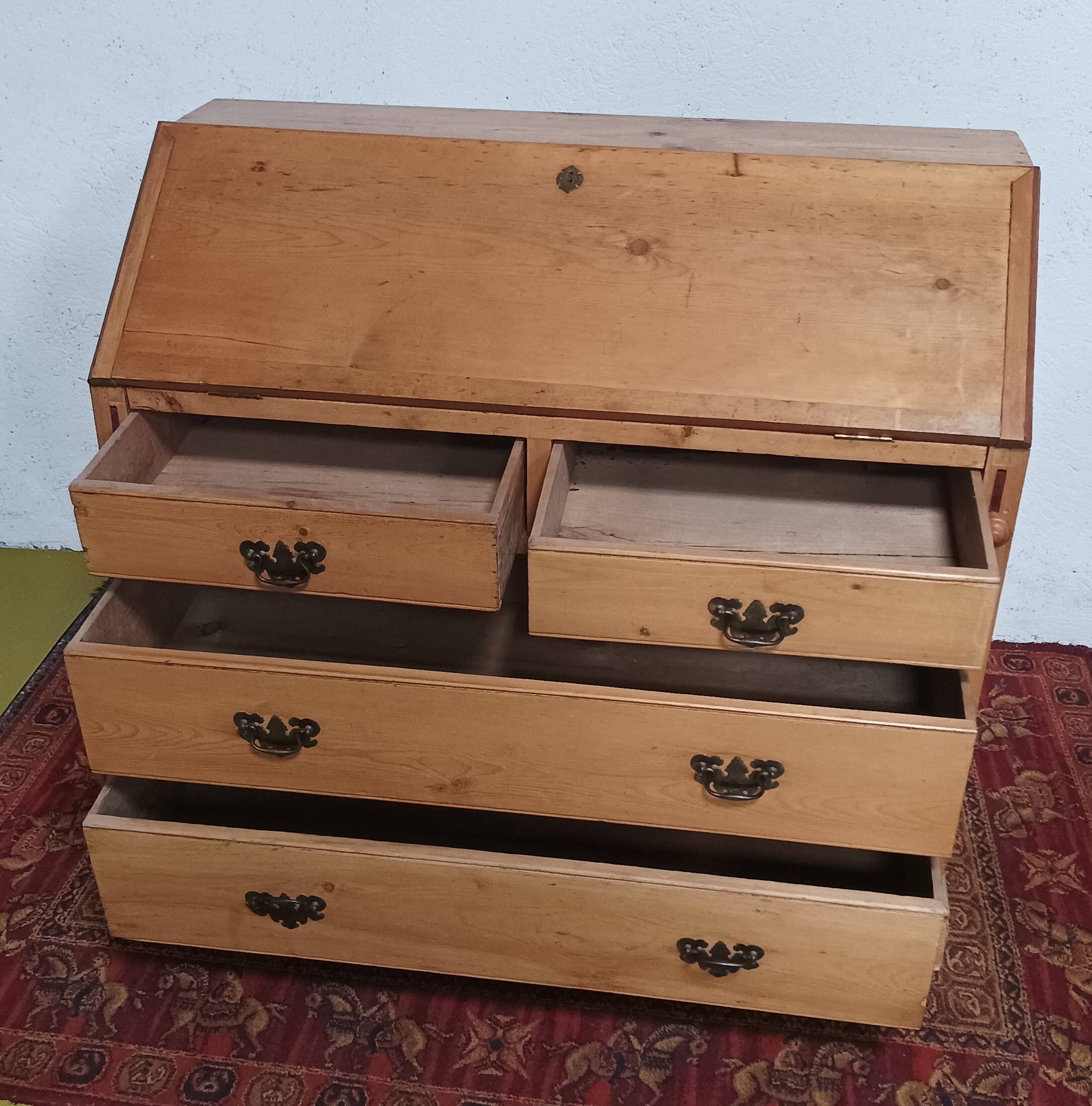 Slope desk, 19th century pine scriban