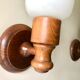 Paire d'appliques 1980 bois et opaline