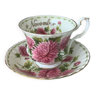 Royal Albert Flower of the month tea cup - Flower of the month November