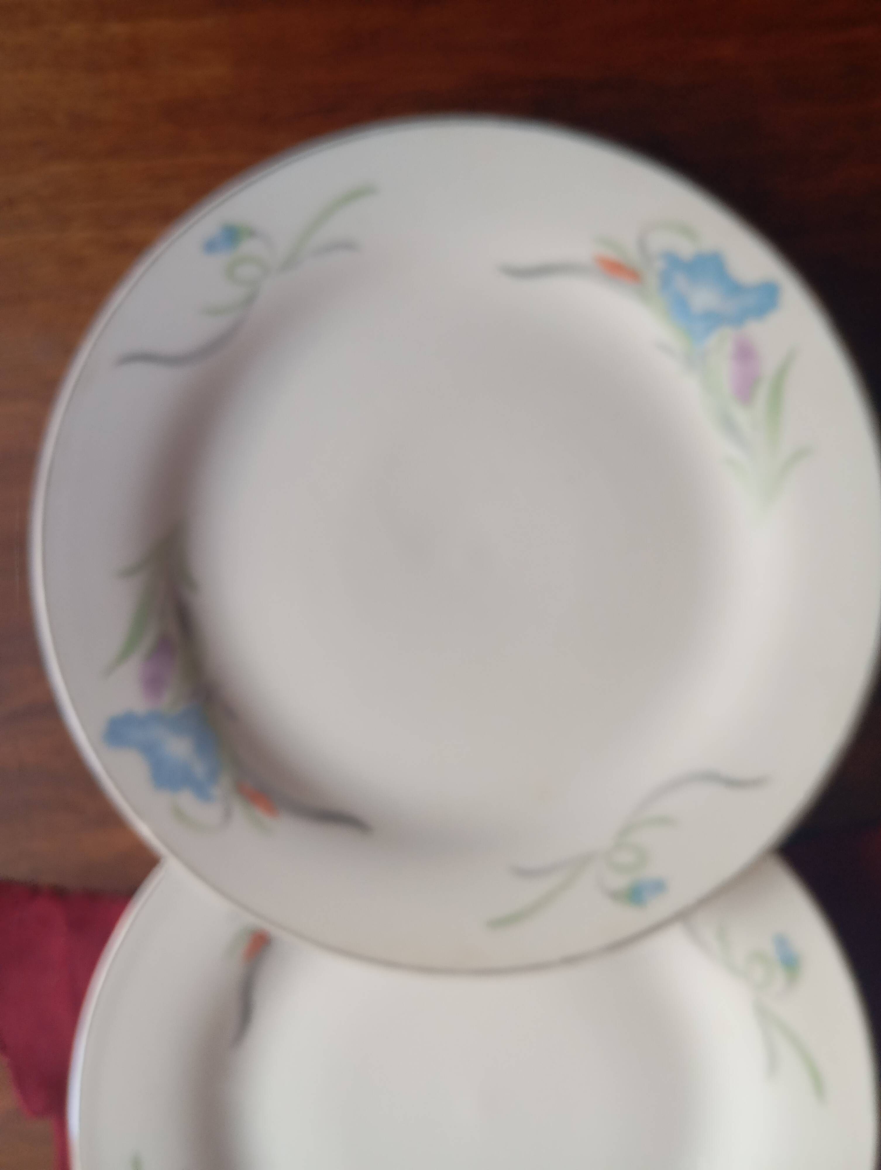 Set of 6 dessert plates in porcelain