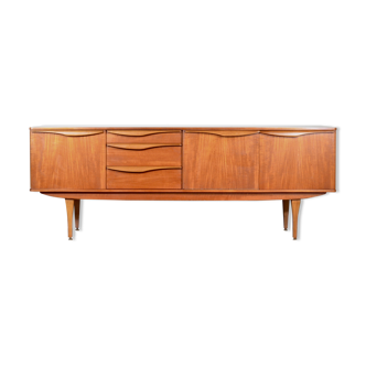 Sideboard by Stonehill 190