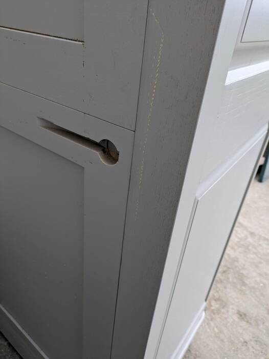 wardrobe, removable shelves