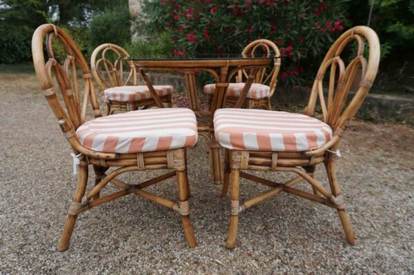salle à manger table et chaises bambou courbé et rotin verre fumé années 70