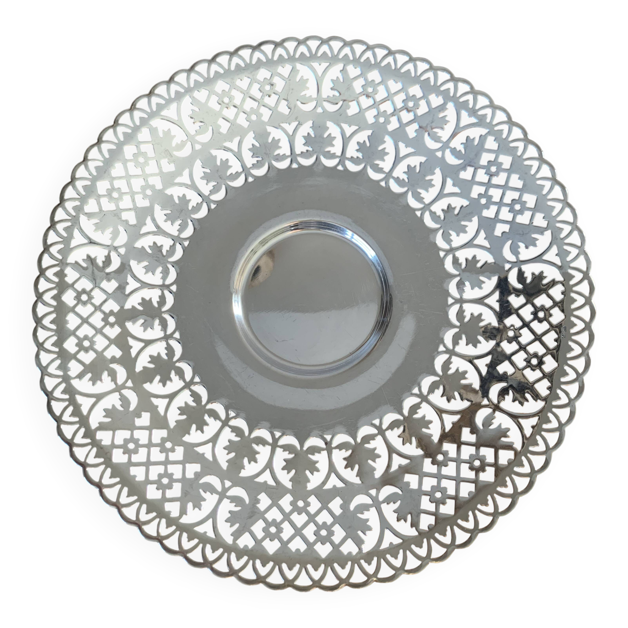 Silver-plated cake dish