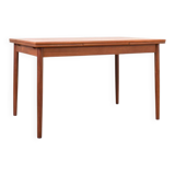 Mid-Century Danish Teak Extendable Dining Table, 1960s.