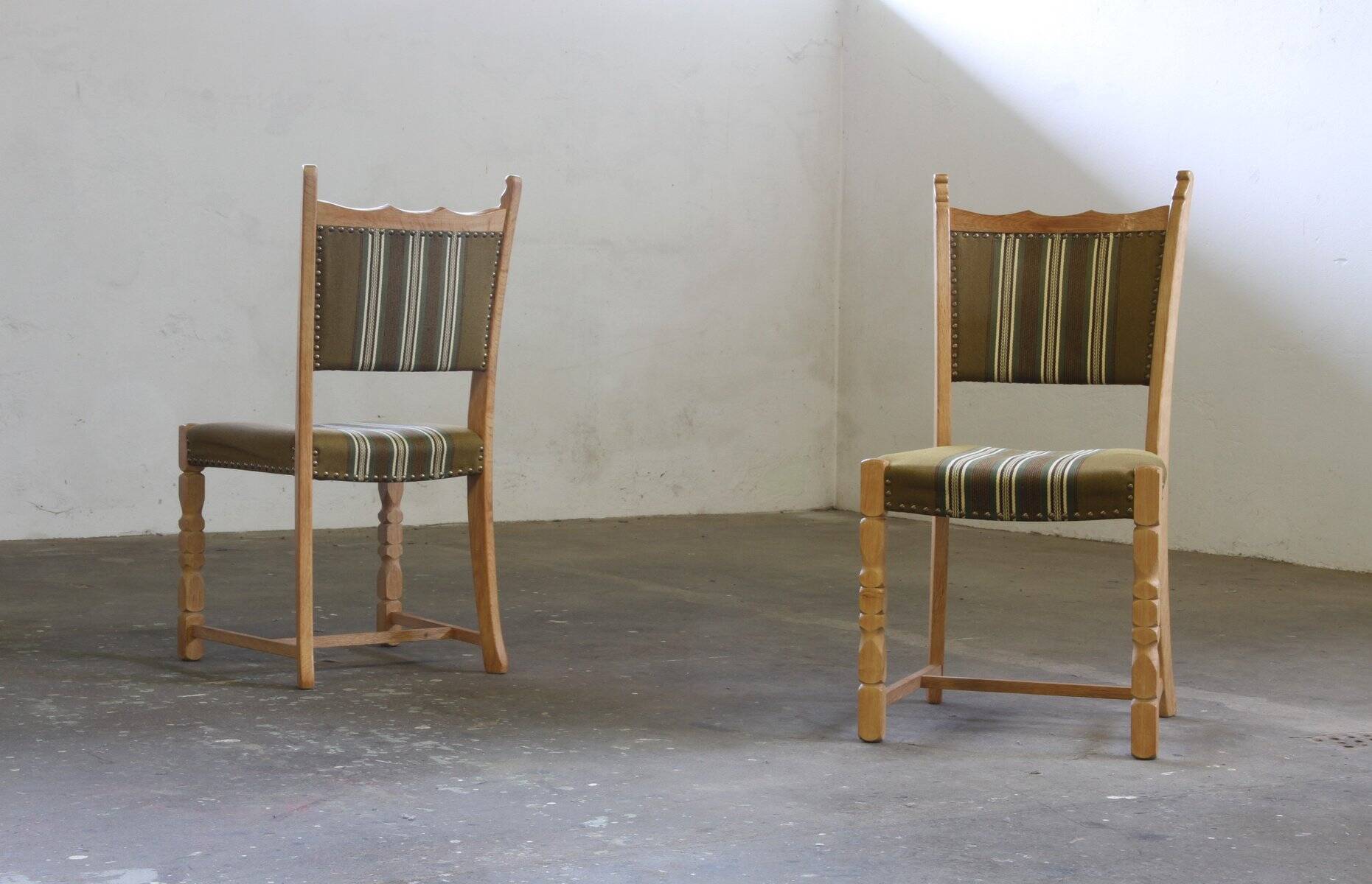 Danish modern brutalist oak dining chairs by Henning Kjærnulf, 1960s, set of 6