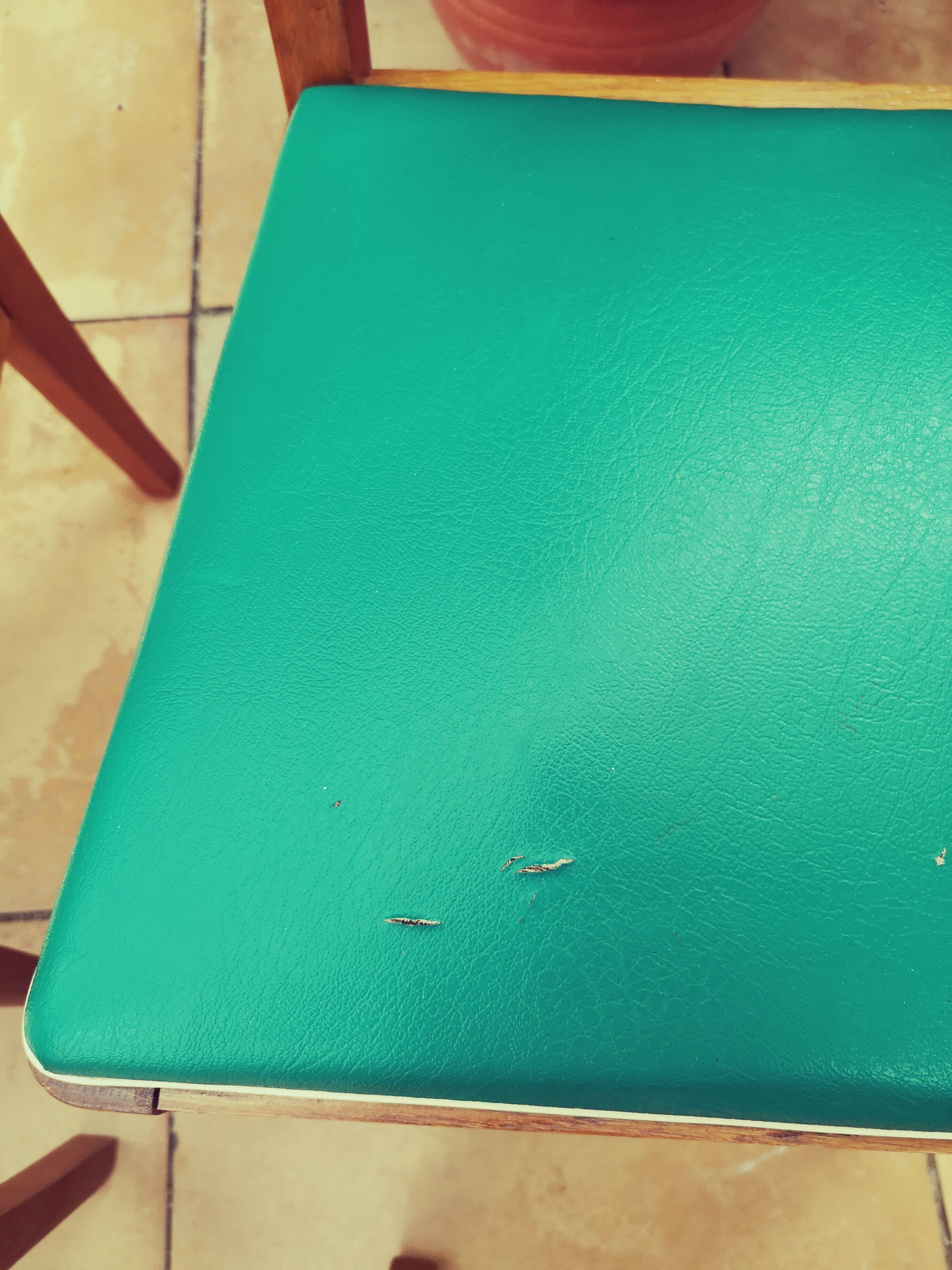 Lot of 4 art deco chairs